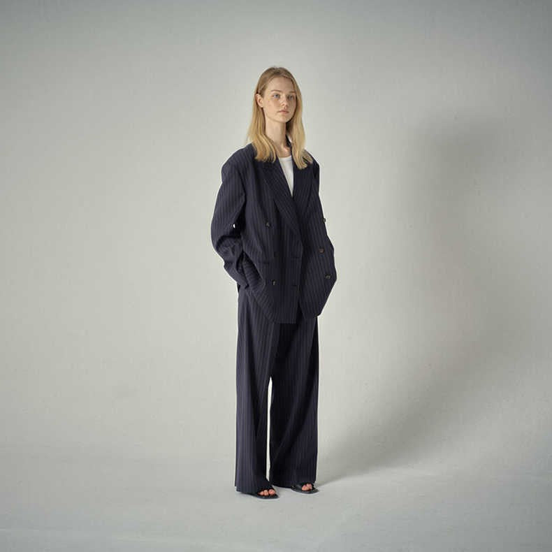 Dame overdimensioneret skulderpude-blazer i moderne stribedesign Stilla