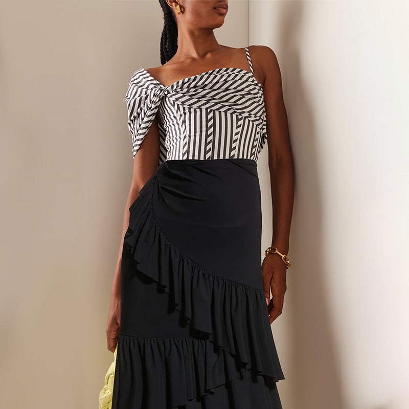 Dame One-Shoulder Badedragt med Volantnederdel Skovae