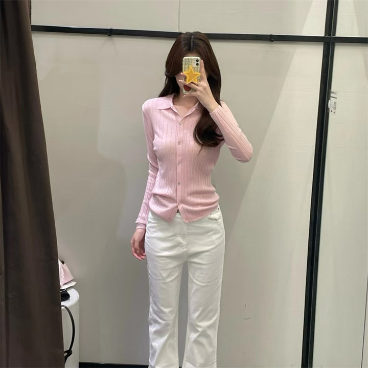 Dame fine strikbluse med elegant krave og knaplukning Stilla