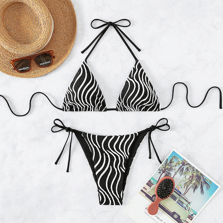 Dame Triangle Cut String Bikini Set Stilla