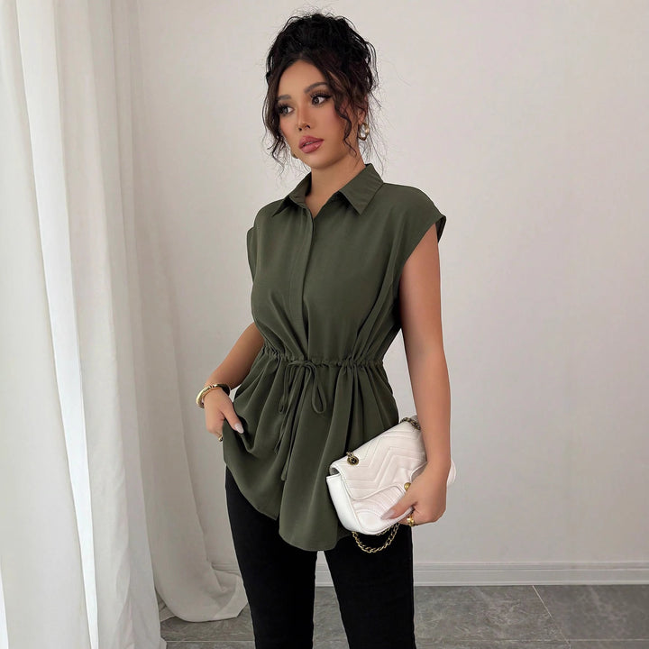 Dame afslappet bluse med figursyet snit Skovae