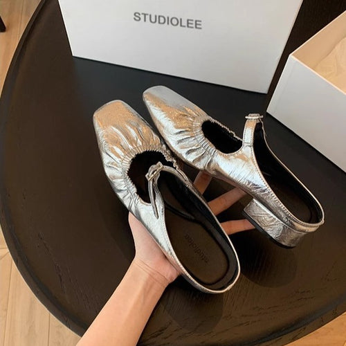 Dame elegante Sling-Pumps med stilfuld gummistrimmel og høj kvalitetsforarbejdning Stilla