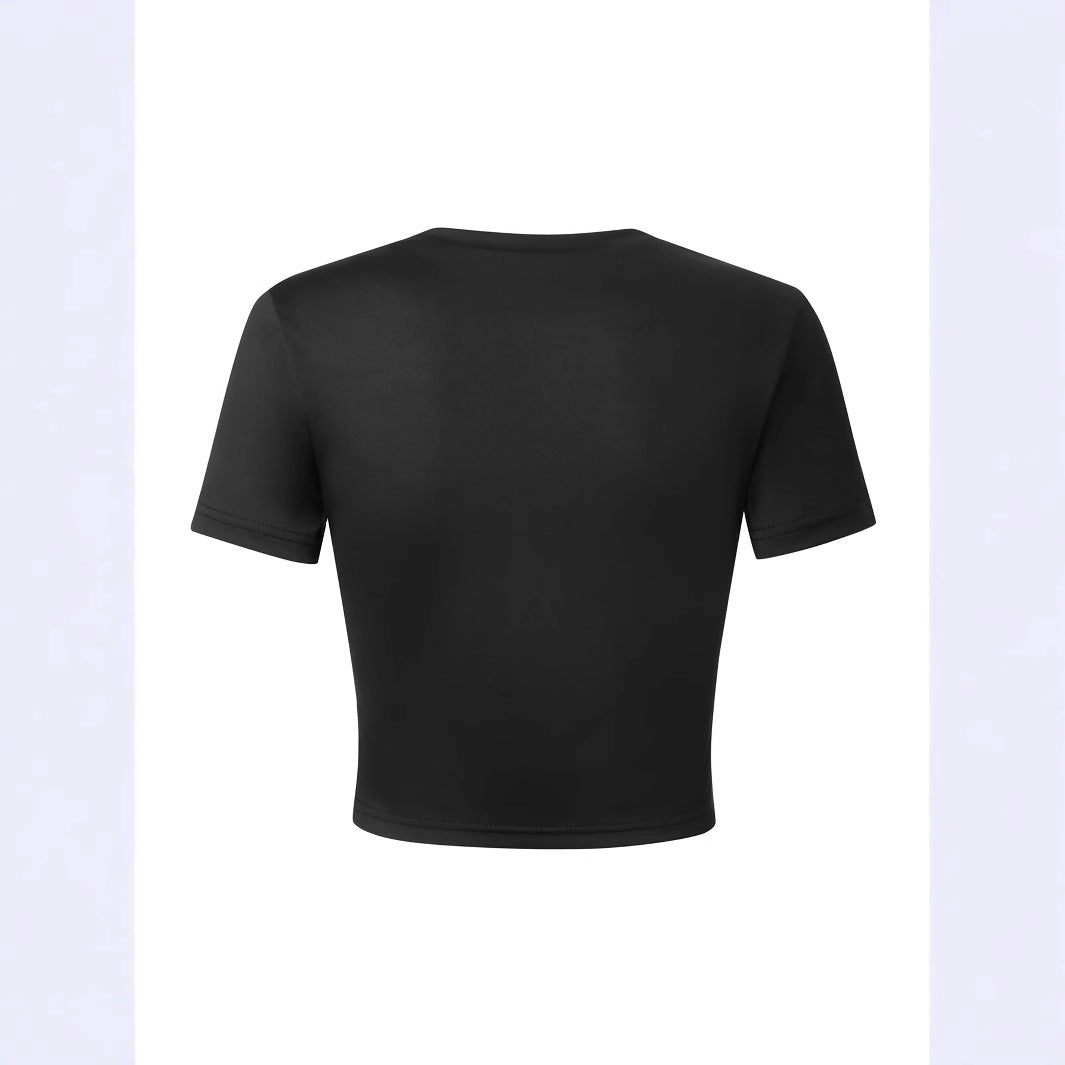 Dame Crop-T-Shirt med iøjnefaldende statementtryk Skovae