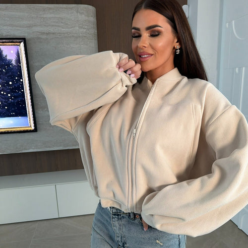 Kvinders cropped fleece jakke med voluminøse ærmer og høj krave Skovae
