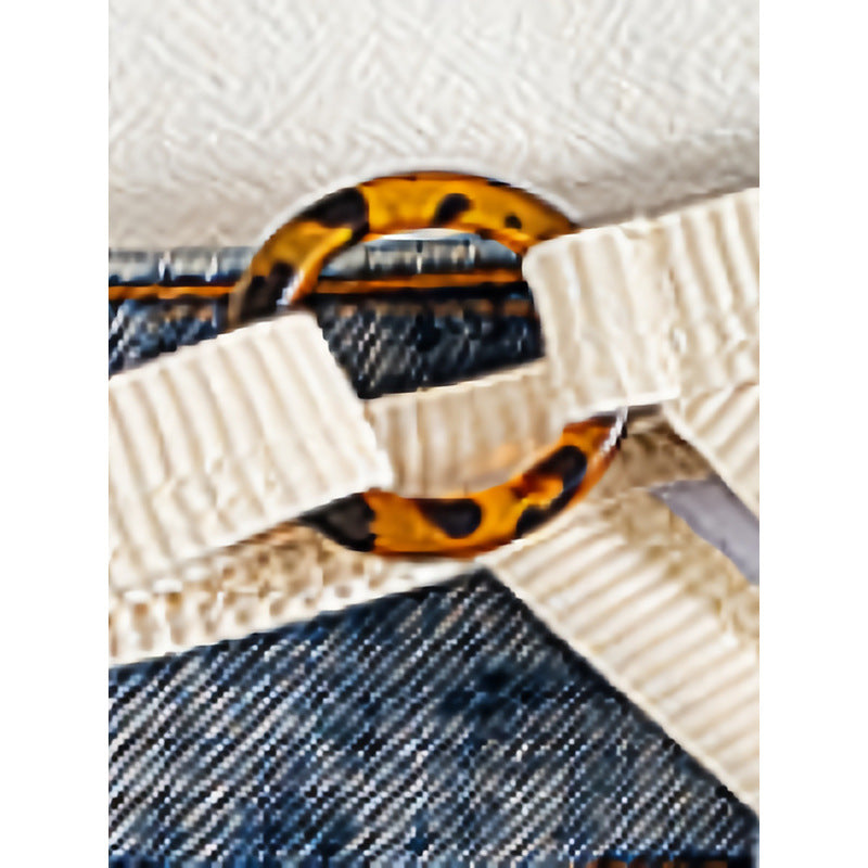 Dame Triangel-Bikini med elegante stropper og detaljeret design Skovae