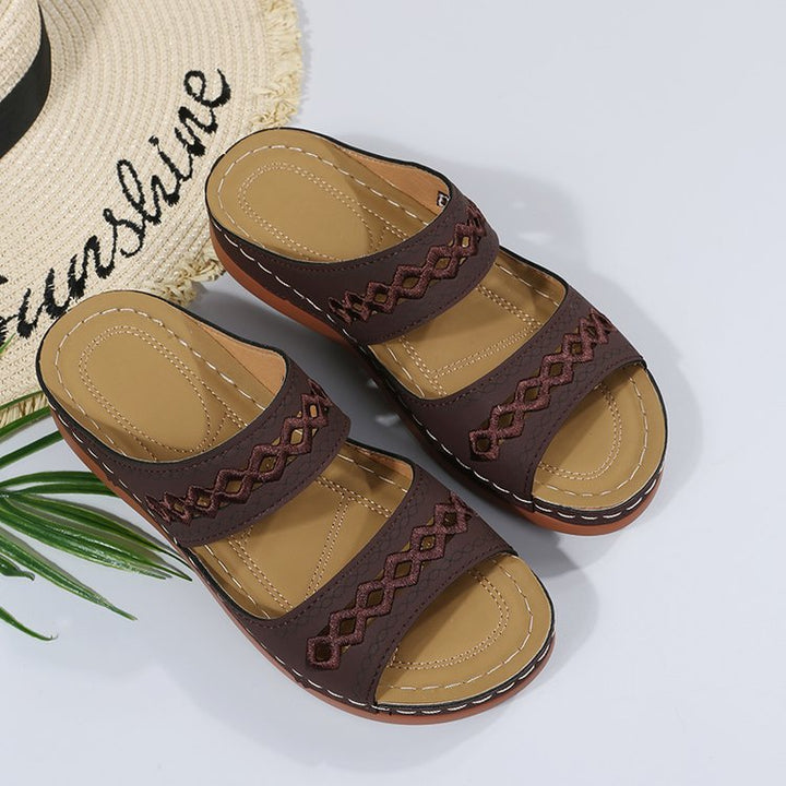 Dame komfort-sandaler med brede remme og ergonomisk fodseng Stilla