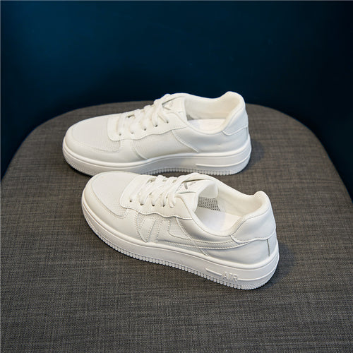 Dame sneakers i moderne design med farverige accenter og åndbar struktur Stilla