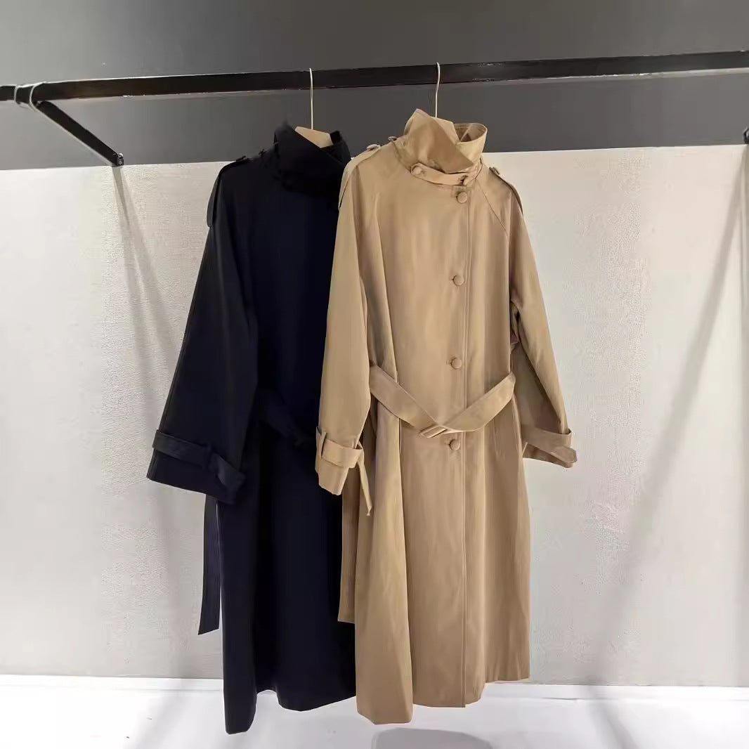 Dame Trenchcoat med moderne snit og elegant talje Stilla