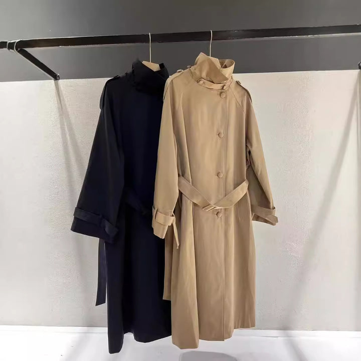 Dame Trenchcoat med moderne snit og elegant talje Stilla