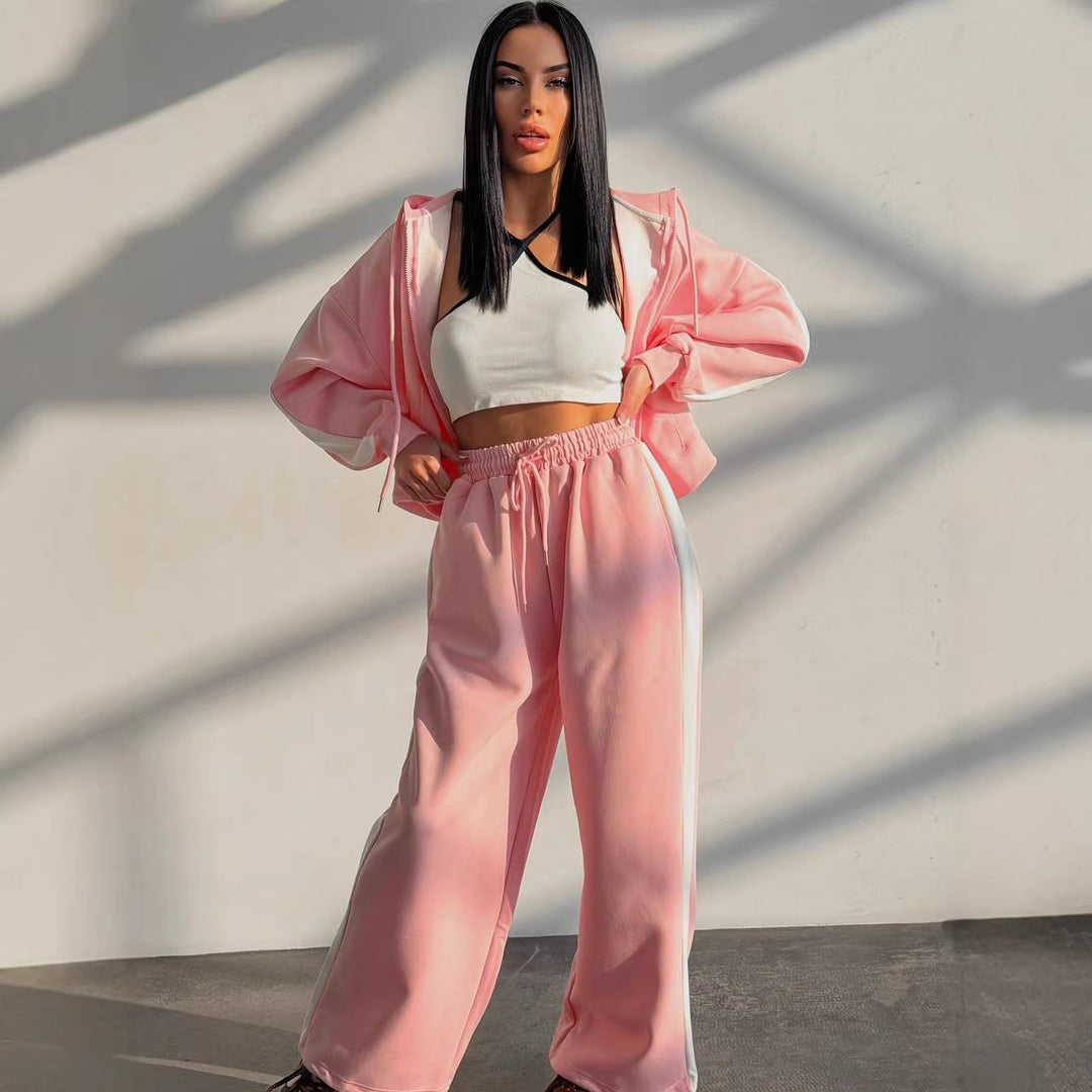 Kvinders sporty fritids sæt med moderne hoodie og komfortable joggers Skovae