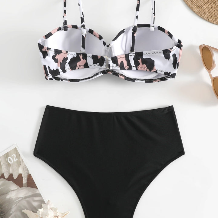 Dame bikini-sæt med moderigtig leopardmønster og højt skåret trusse Stilla