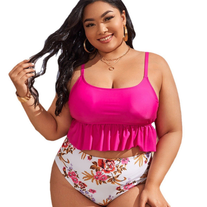 Dame bikini sæt med voluminøst ruffles design og floral high-waist slip Skovae