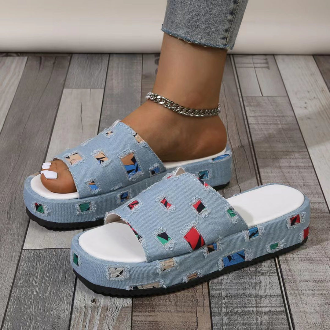 Dame slide-sandaler med fashionable udskæring og dekorativt vævningsmønster Stilla