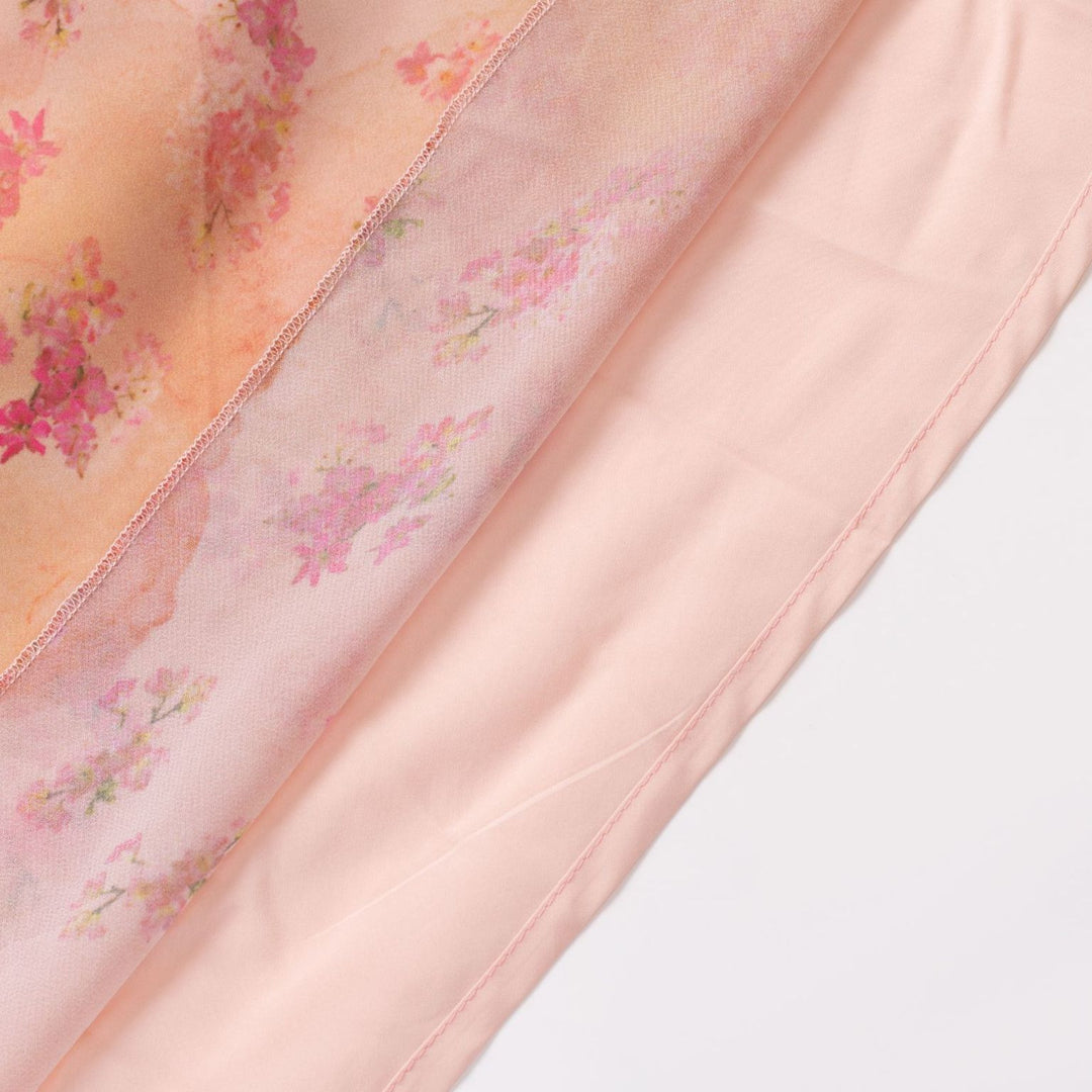 Dame Maxikjole med raffinerede flæsedetaljer og sart blomsterprint Stilla