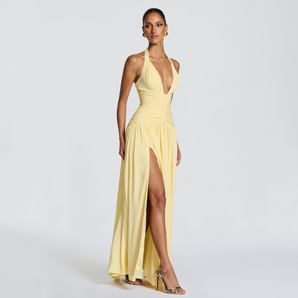 Damen Maxikleid mit tiefem V-Ausschnitt und seitlichem Schlitz Skovae