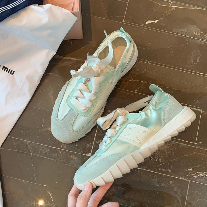 Dame Sporty Sneakers med innovativt design og behagelig sål Stilla