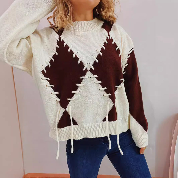 Damer fashionable oversized pullover med krydsede dekorative sømme Stilla