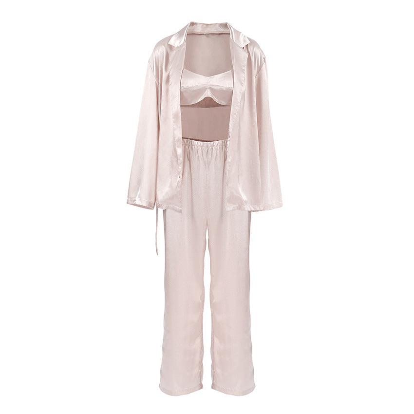 Dame elegant satin loungewear sæt med bred kimono og cropped top Stilla