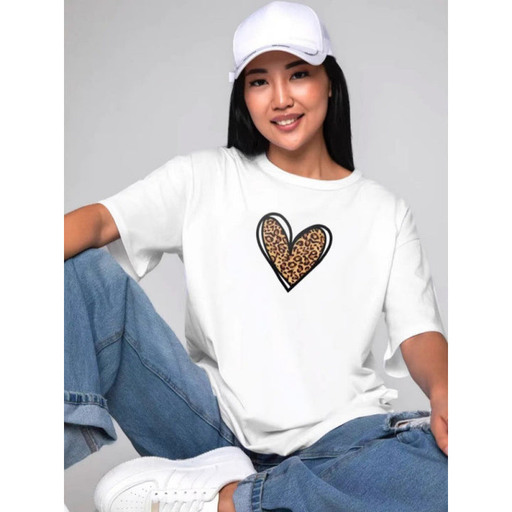Dame T-shirt med leopardfarvet hjerte-design Stilla