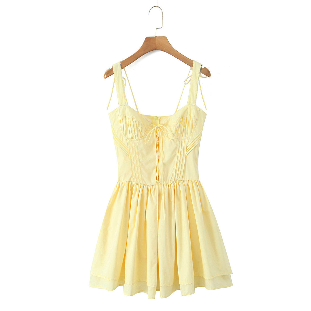 Damer sommerligt babydoll-kjole med glade flæsedetaljer og søde spaghetti-stropper Stilla