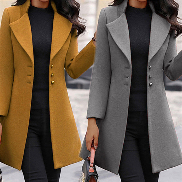 Dame Elegant og modig Lang blazer med revers Stilla