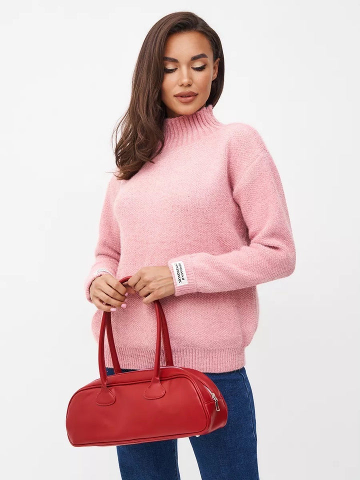 Kvinders højhalset sweater lavet af blød strik Stilla