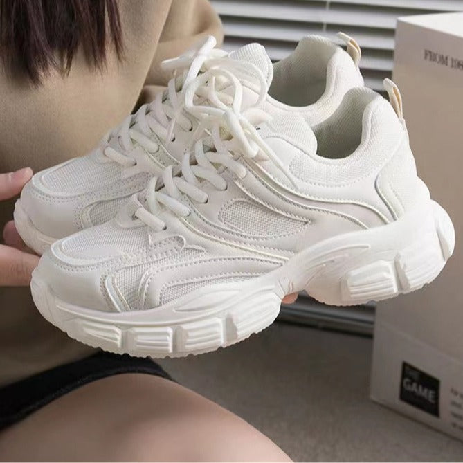 Dame fritidssneakers med åndbar mesh-overflade og stødabsorberende hæl-element Stilla