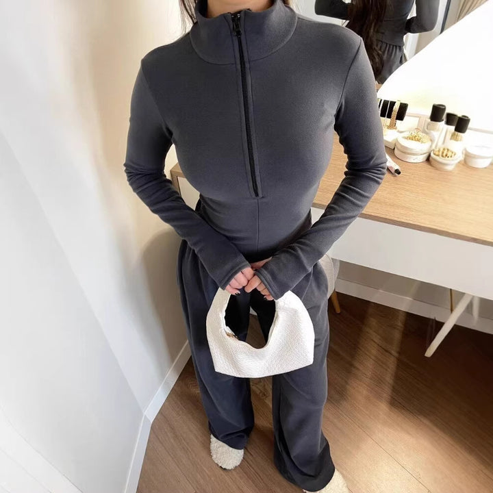 Dame tracksuit med fashionable lynlås og lange ærmer Skovae
