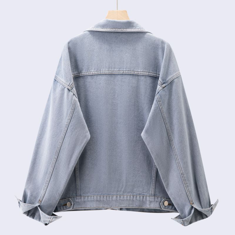 Kvinders afslappede denimjakke i moderne oversized snit med brystlommer Stilla