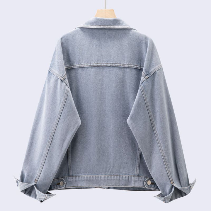 Kvinders afslappede denimjakke i moderne oversized snit med brystlommer Stilla