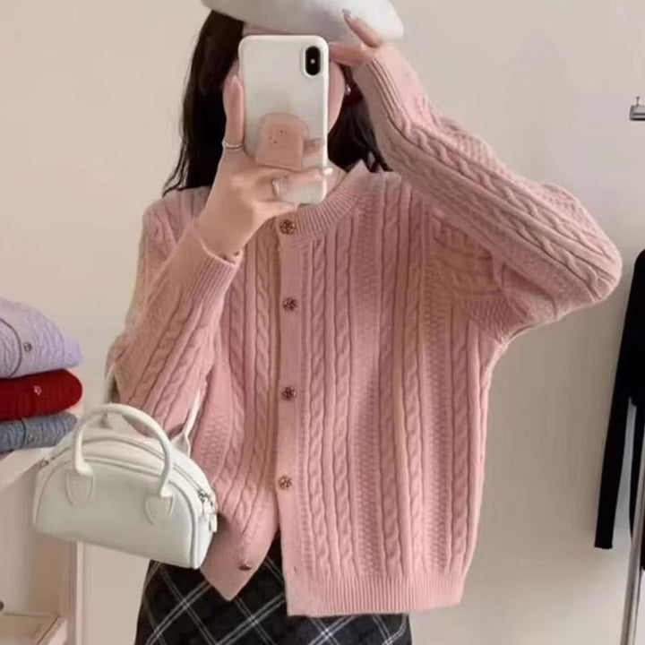 Dame elegant cardigan med kabelmønster og dekorative knapper Stilla