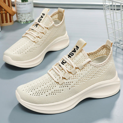 Dame Lettere Fritids sneakers med åndbart overmateriale og dæmpende sål Stilla