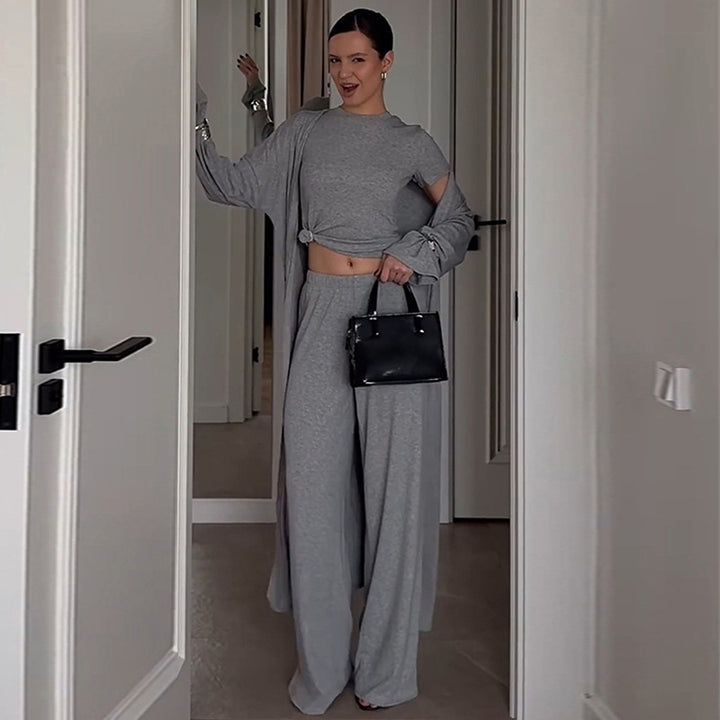 Dame Lounge-sæt i blød jersey med cropped top og bredt ben Stilla