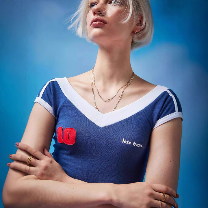 Damer Sporty V-hals Crop-Top med kreative detaljer og tætsiddende pasform Stilla
