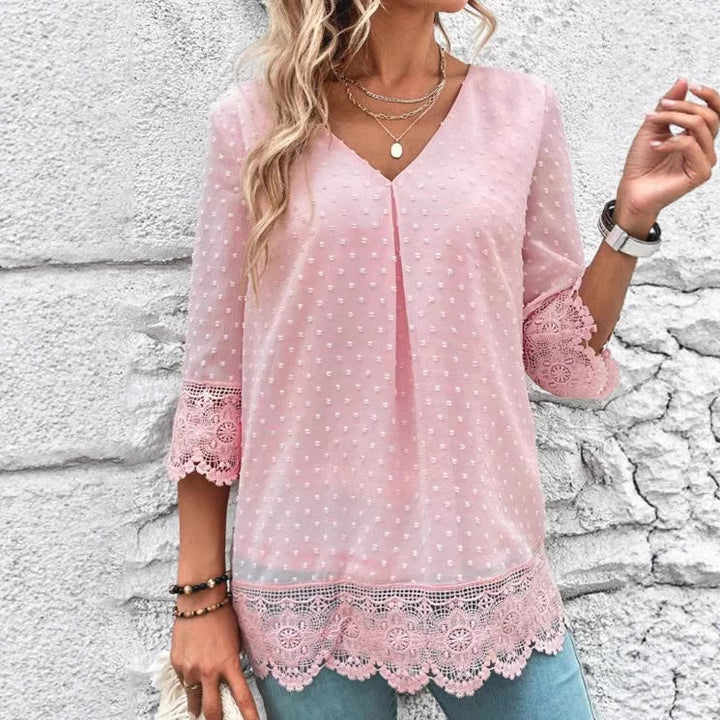 Dame nan transparent Chiffonbluse med prikstruktur, spidsbesætning, V-hals og trekvartærmer Skovae