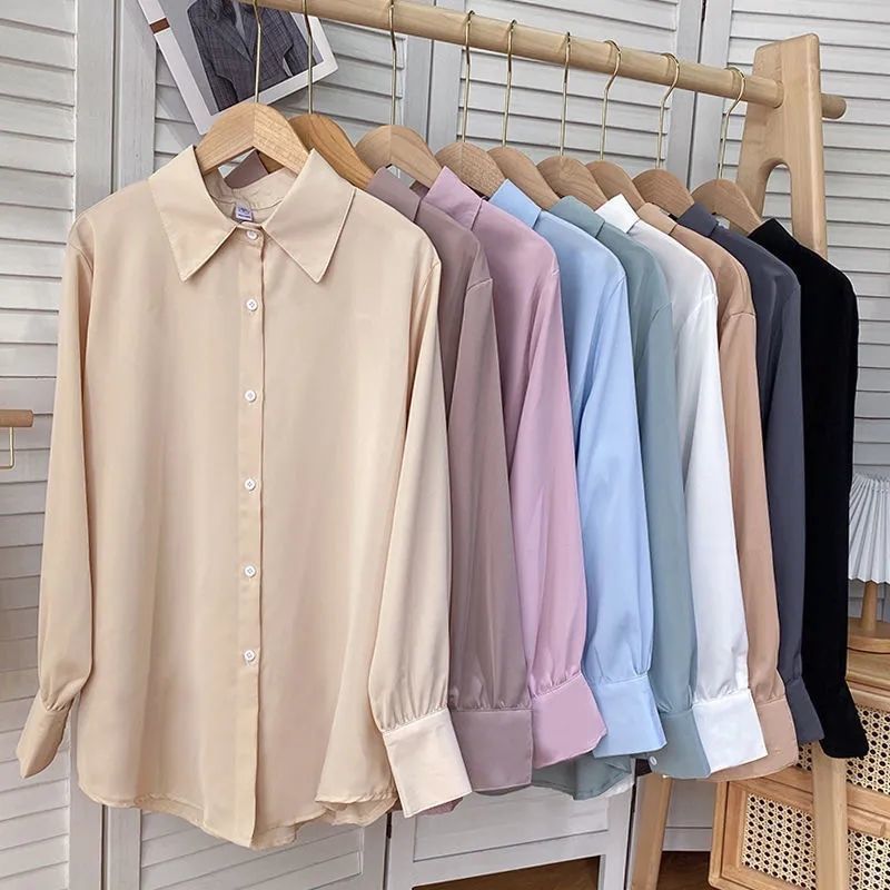 Kvinders elegante bluse med voluminøse ærmer Stilla