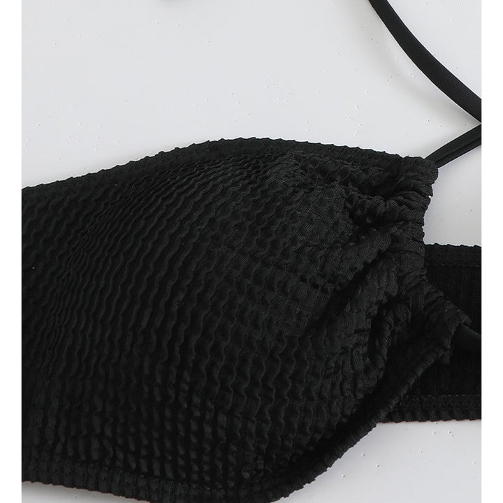 Dame bikini-sæt med trendy bandeau-overdel og luftigt omslagsyr Stilla