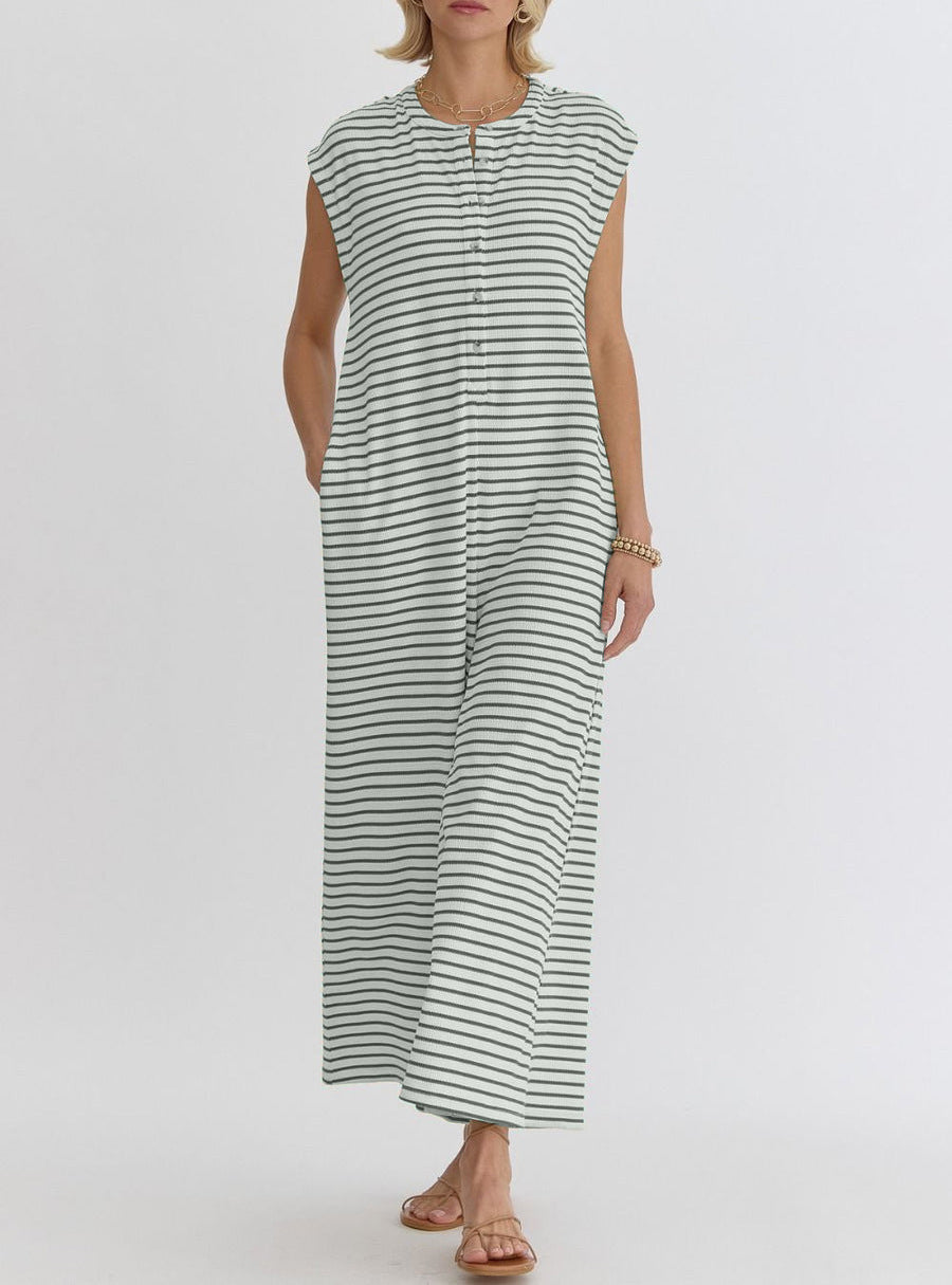 Kvindernes afslappede jumpsuit med moderne stribemønster og praktiske lommer Stilla