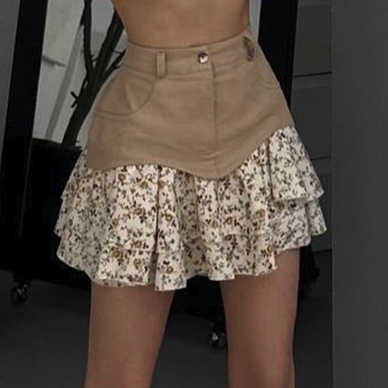 Dame Mini skirt med flæsedetalje og afslappet denim-top Stilla