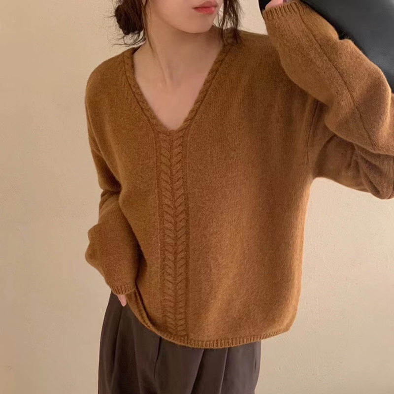 Kvinders oversized V-hals sweater med fint strikket tekstur Stilla
