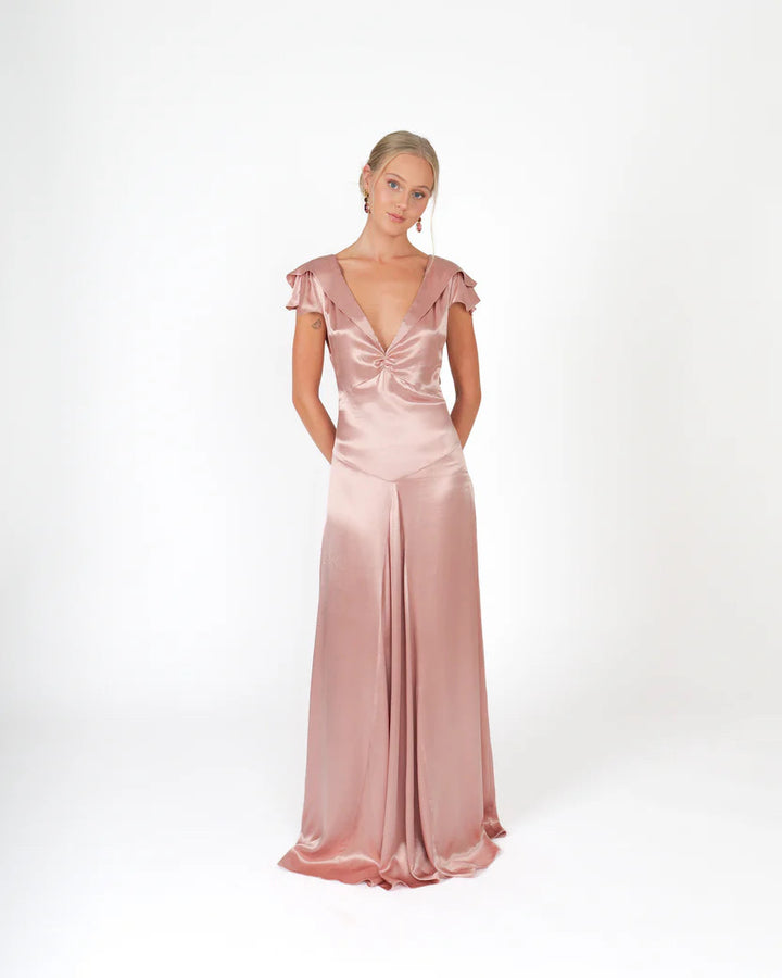 Dame Elegant og flydende Satin- jumpsuit Skovae