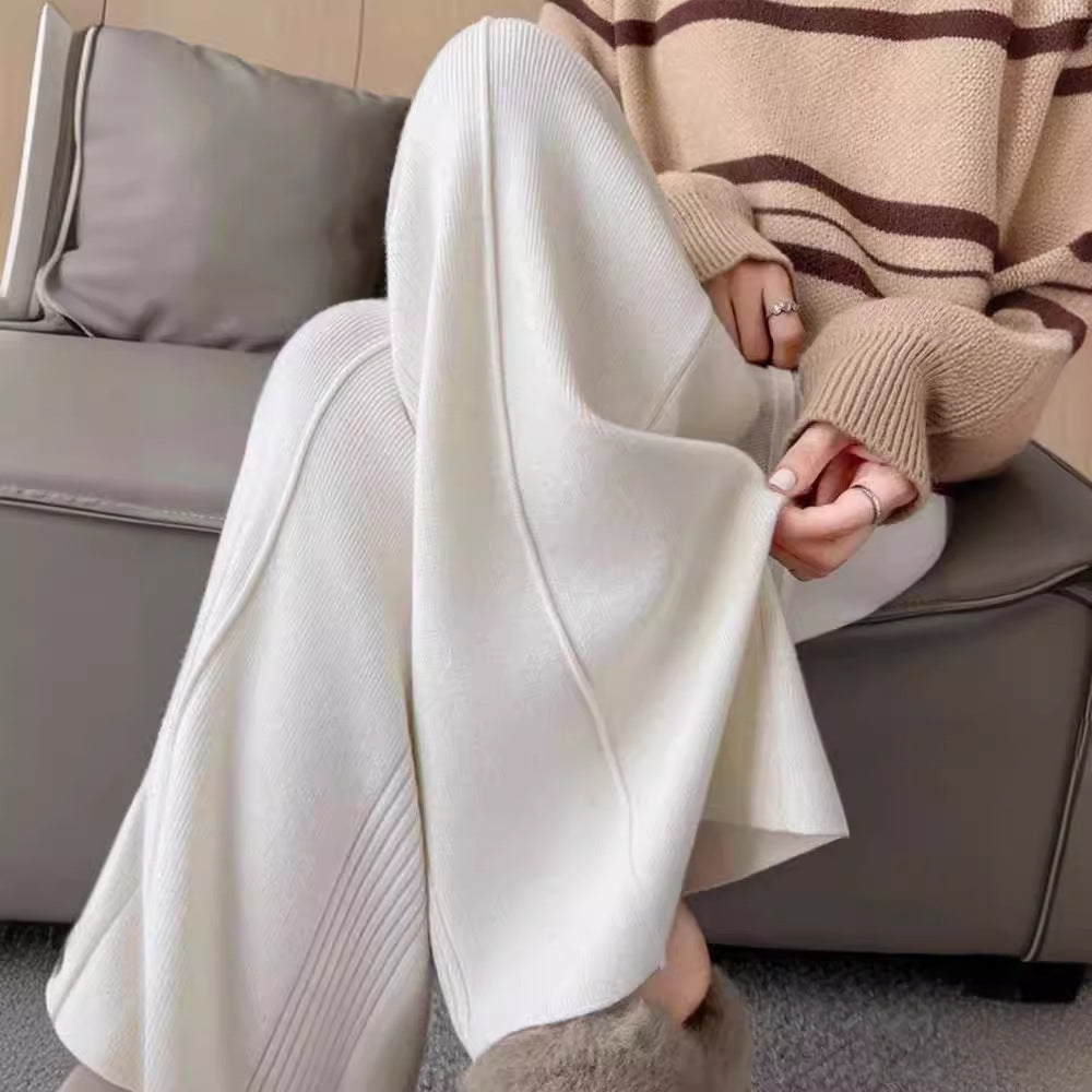 Kvinderne Højkvalitets Strikkede Bukser med Blød Talje og Elegant Ribbenstruktur Stilla