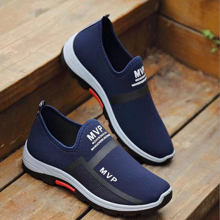 Femme Slip-On Sports Sneakers til daglig komfort og ydeevne Stilla