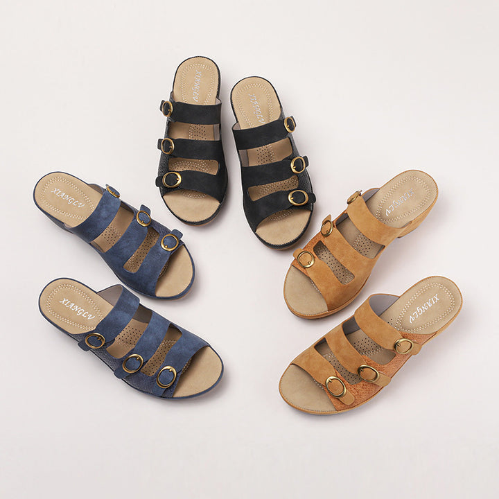 Dame Wedge-sandaler med luksuriøse remme og fashionable accenter Stilla