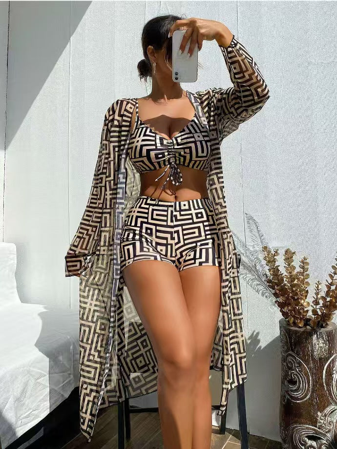 Dame Bikini-sæt med moderigtigt overlay og Boujee-design Stilla