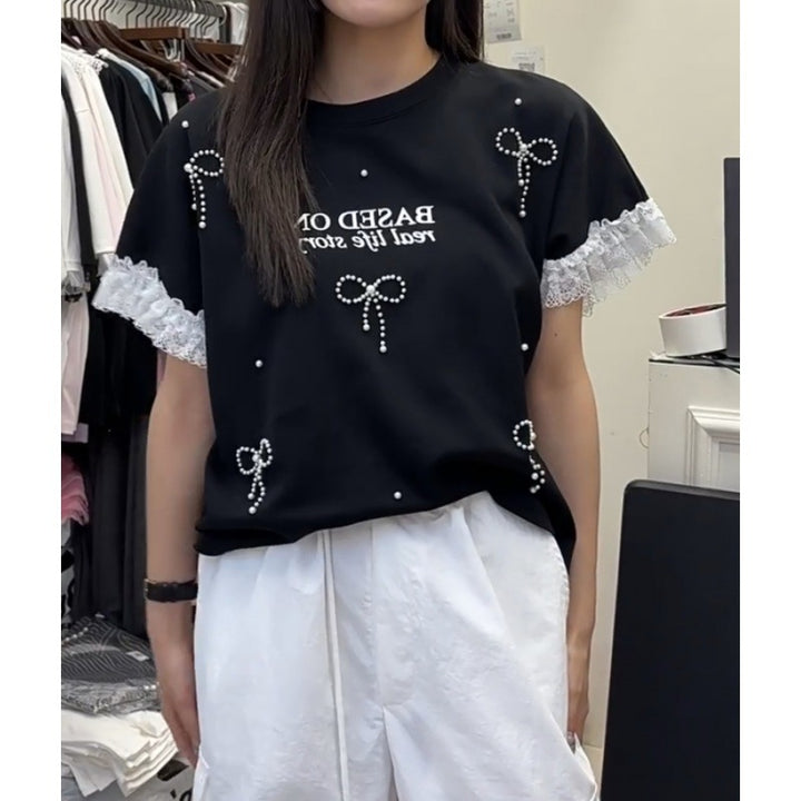 Dame Casual Graphic T-shirt med spidse detaljer Stilla