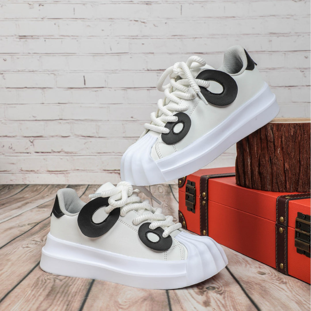 Dame Mode Sneakers med unikke dekorelementer Stilla