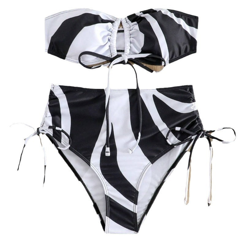 Dame Bandeau-bikini med justerbare snørredetaljer og lavet mønster Skovae