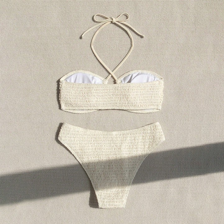 Dame bandeau bikini med højt skårne trusser og elegante bindebånd Skovae