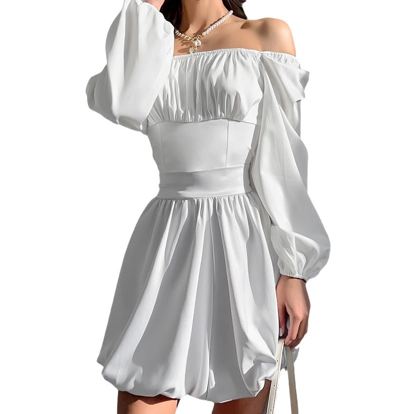 Dame Off-Shoulder Miniklæd med voluminøse ærmer og taljebånd Stilla